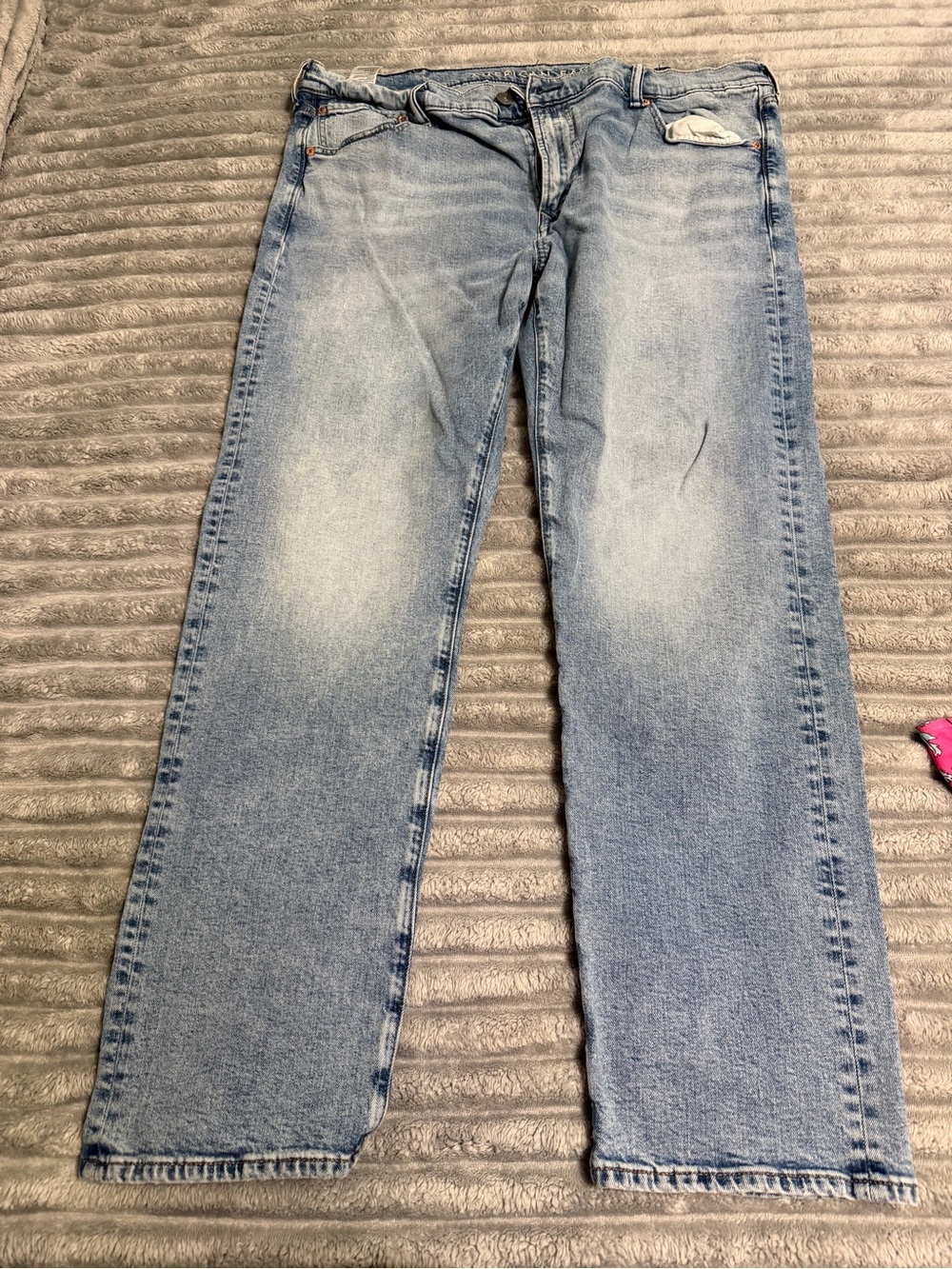 American Eagle Light Wash Men’s Denim Jeans - original Straight Fit